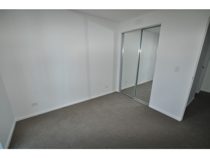 REF 27001/241 City Road, Southbank VIC 3006