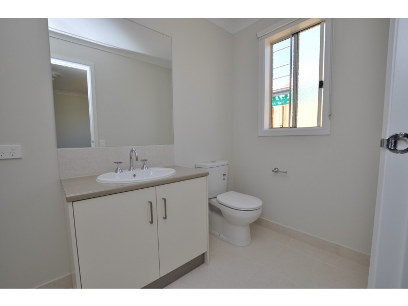 12 Comet Avenue, Truganina VIC 3029