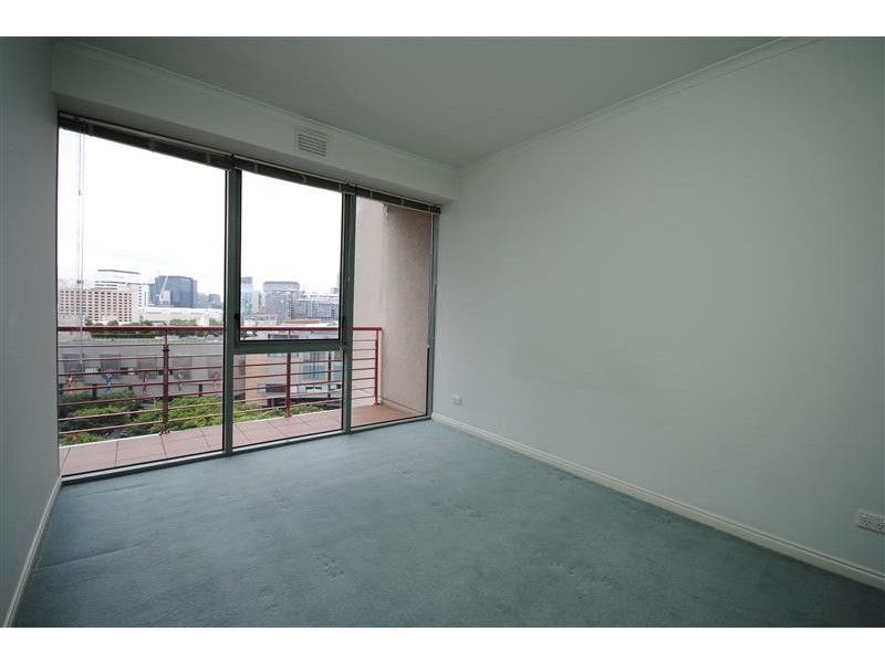 REF 22327/83 Queensbridge Street, Southbank VIC 3006