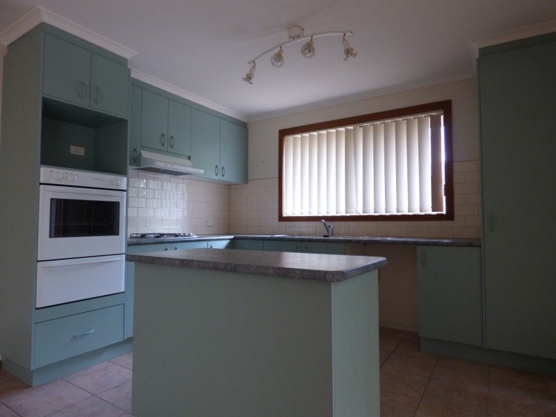 3 Raemur Court, Hoppers Crossing VIC 3029