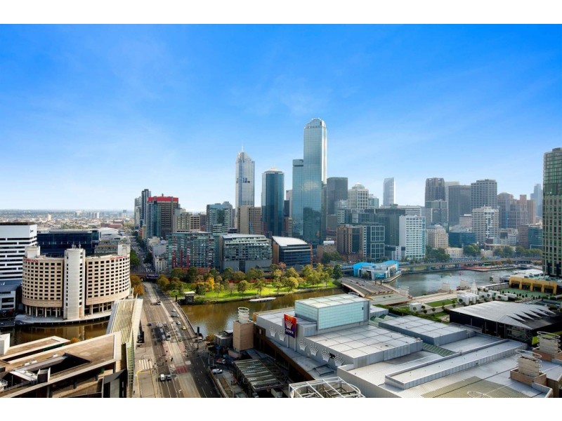 REF 32202/63 Whiteman Street, Southbank VIC 3006
