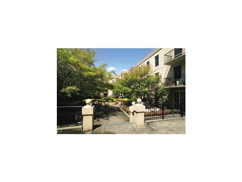REF 32065/36 Drummond Street, Carlton VIC 3053