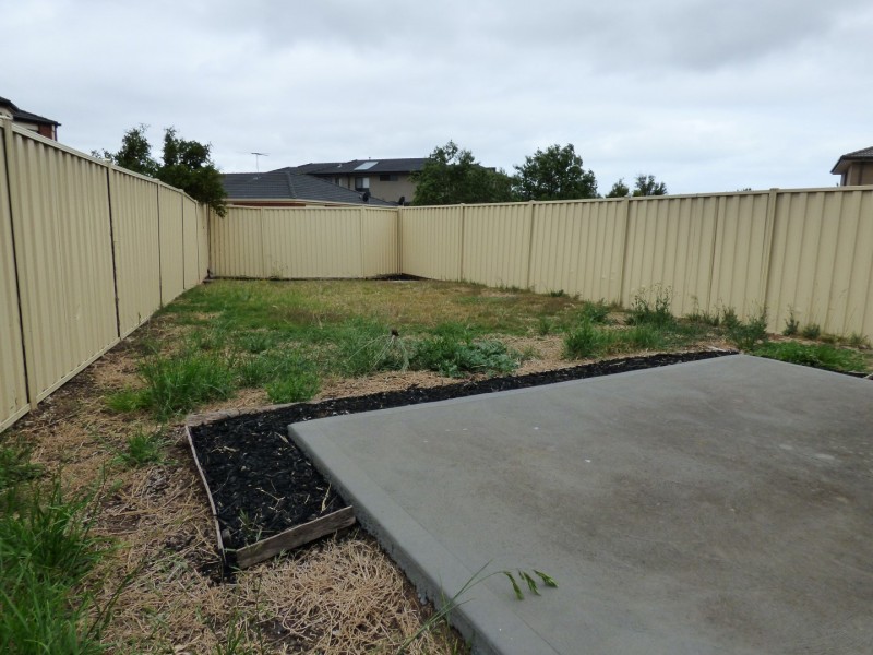 10 Santa Cruz View, Point Cook VIC 3030