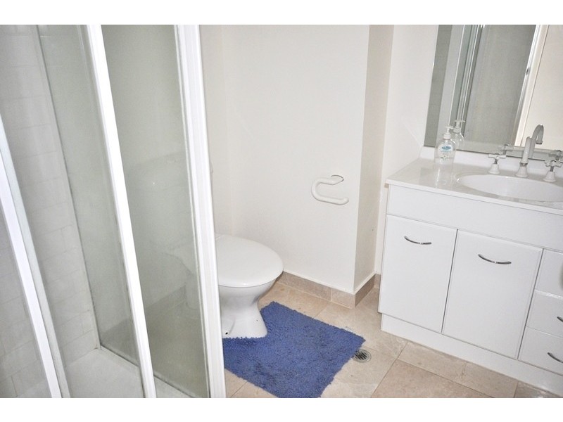 REF 22344/79 Whiteman Street, Southbank VIC 3006