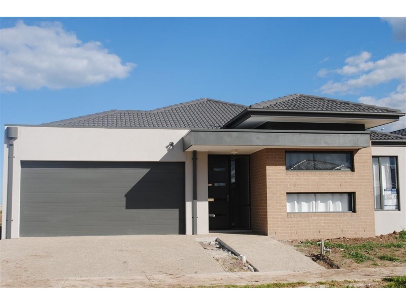 9b Circus Avenue, Point Cook VIC 3030