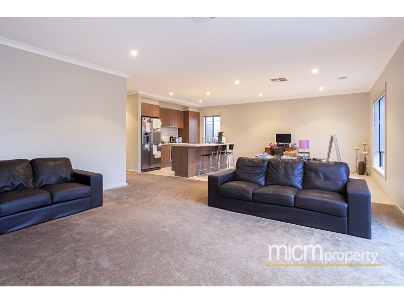 22 Lomandra Street, Point Cook VIC 3030