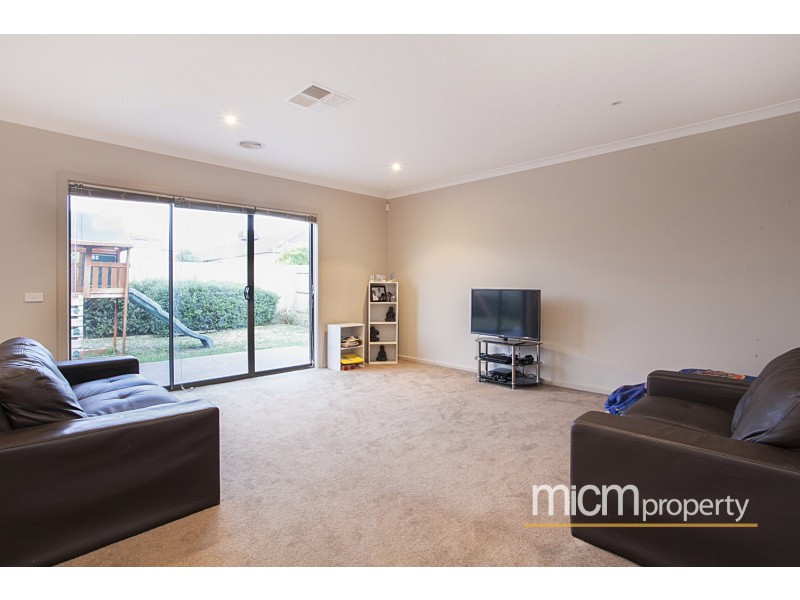 22 Lomandra Street, Point Cook VIC 3030