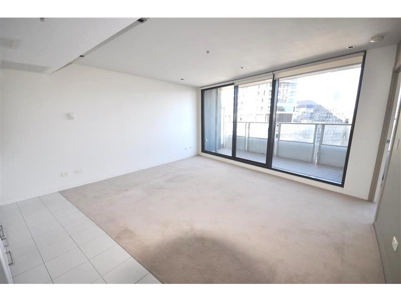 1914/100 Harbour Esplanade, Docklands VIC 3008