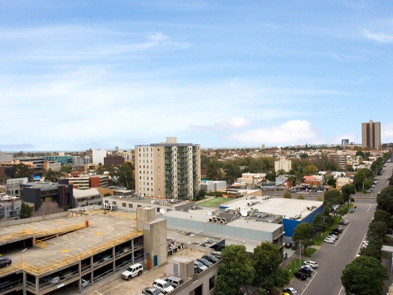 REF 22353/28 Bank Street, South Melbourne VIC 3205