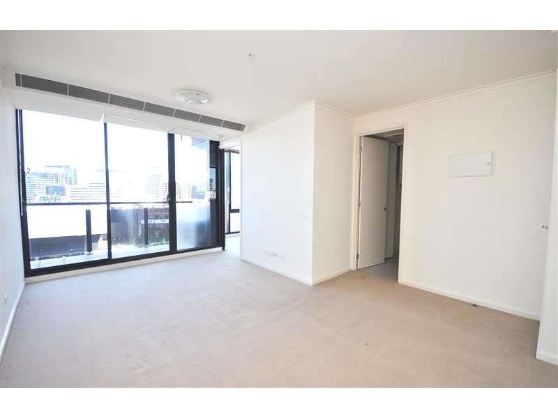 REF 22356/63 Whiteman Street, Southbank VIC 3006