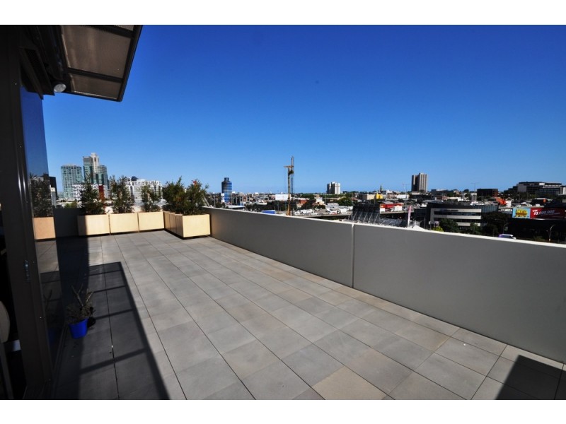 REF 33407/118 Kavanagh Street, Southbank VIC 3006