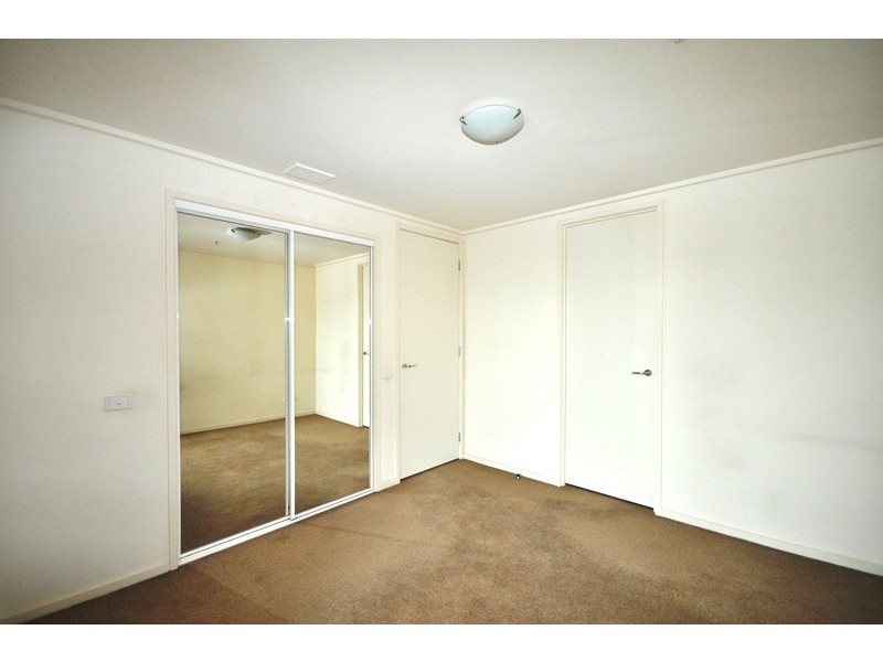 42/100 Kavanagh Street, Southbank VIC 3006