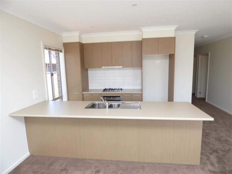 10 Ironwood Drive, Point Cook VIC 3030