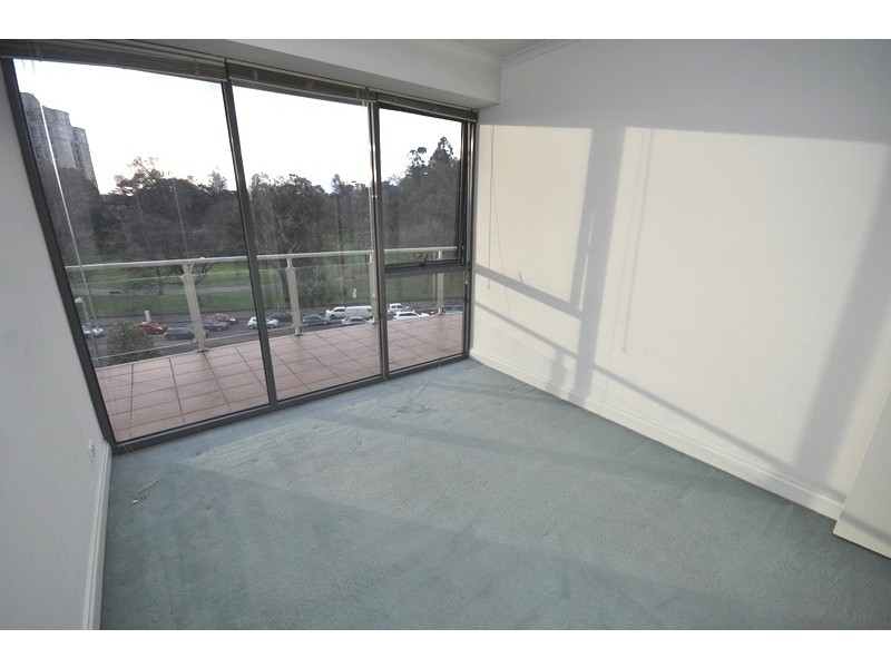 REF 22389/33 Latrobe Street, Melbourne VIC 3000