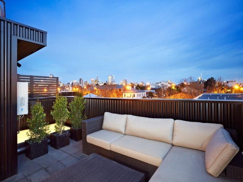 8 Little Dryburgh Street North, North Melbourne VIC 3051