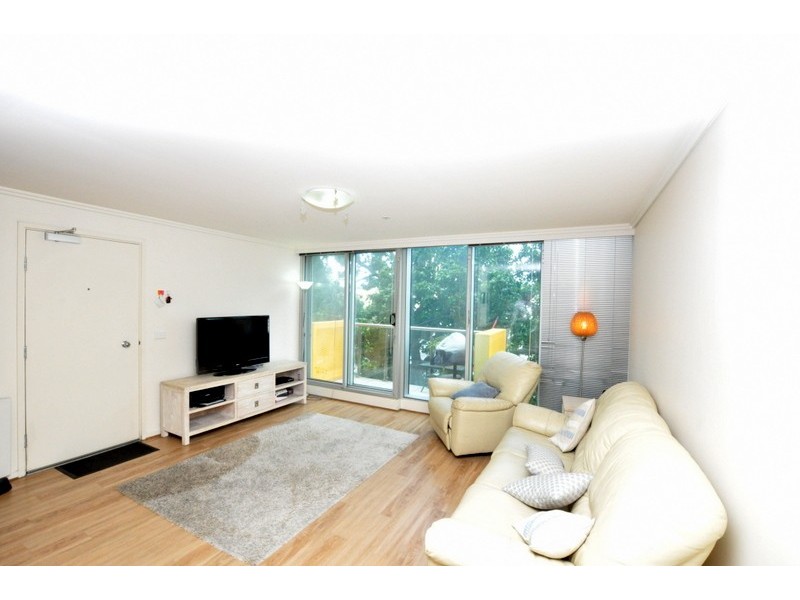 REF 22412/86 Kavanagh Street, Southbank VIC 3006