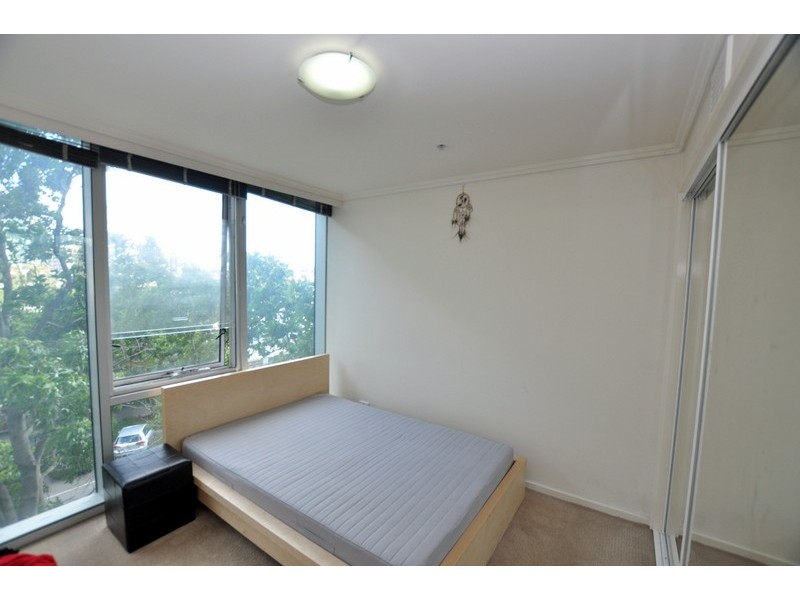 REF 22412/86 Kavanagh Street, Southbank VIC 3006