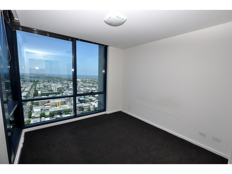 REF 22423/241 City Road, Southbank VIC 3006