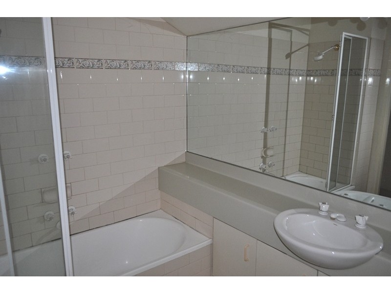 REF 22433/88 Wells Street, Southbank VIC 3006