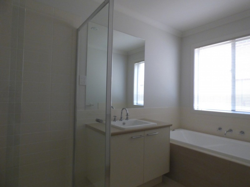 15 Trimotor Road, Point Cook VIC 3030