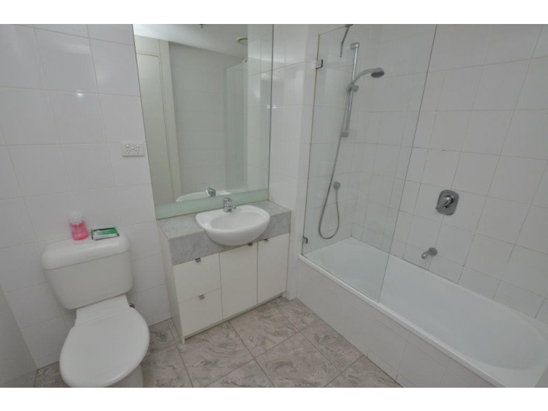 REF 22460/173 City Road, Southbank VIC 3006