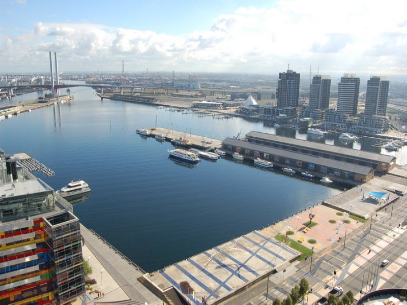 2409A/100 Harbour Esplanade, Docklands VIC 3008