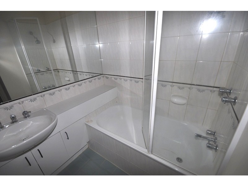 98 Wiltshire Drive, Kew VIC 3101