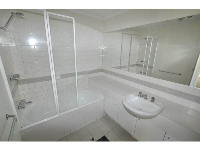 REF 22463/161 Sturt Street, Southbank VIC 3006