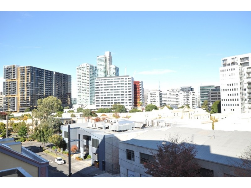 REF 22463/161 Sturt Street, Southbank VIC 3006