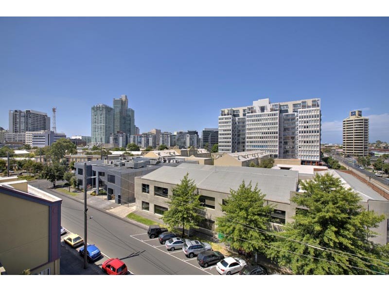 REF 22463/161 Sturt Street, Southbank VIC 3006