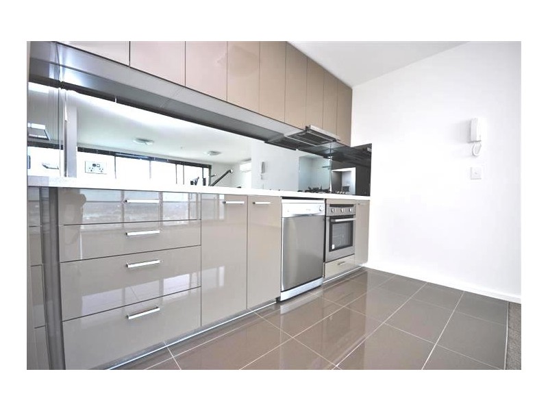 REF 22475/241 City Road, Southbank VIC 3006