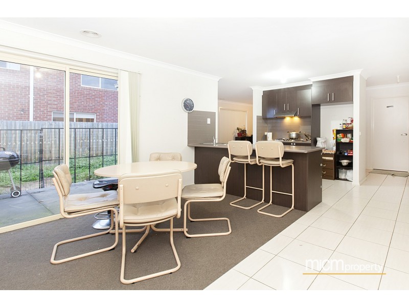 33 Arrowgrass Drive, Point Cook VIC 3030