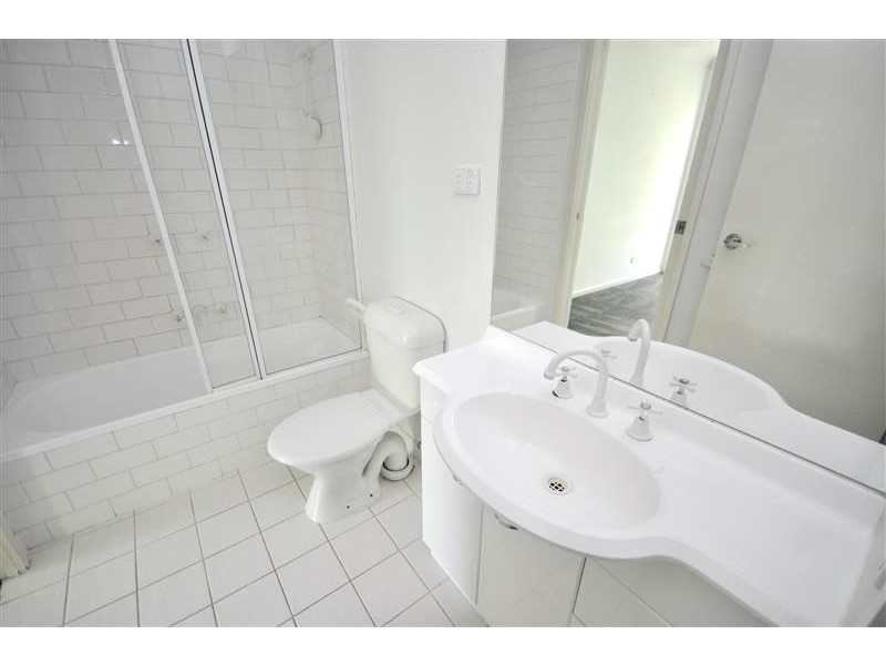 REF 22489/39 Dorcas Street, South Melbourne VIC 3205