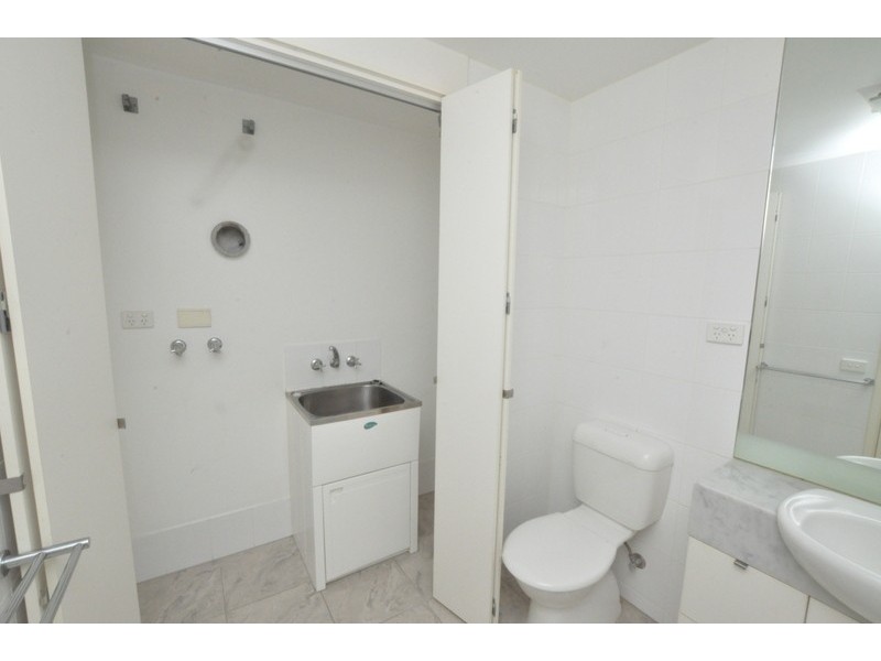 REF 22494/173 City Road, Southbank VIC 3006