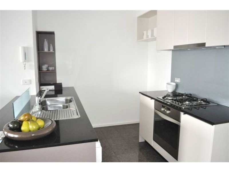 REF 22495/173 City Road, Southbank VIC 3006