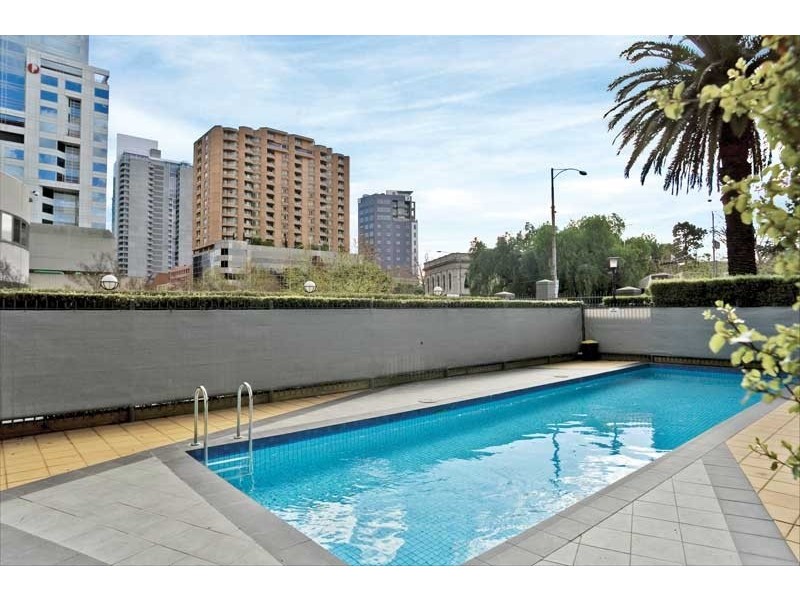 REF 22499/33 La Trobe Street, Melbourne VIC 3000
