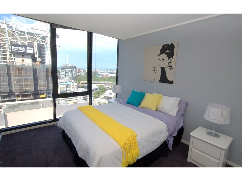 REF 22502/173 City Road, Southbank VIC 3006