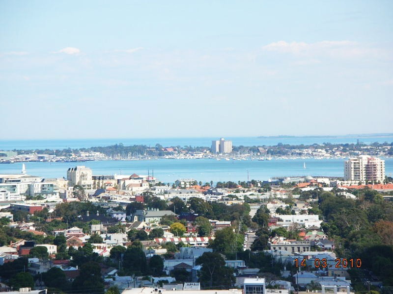 REF 22514/83 Whiteman Street, Southbank VIC 3006