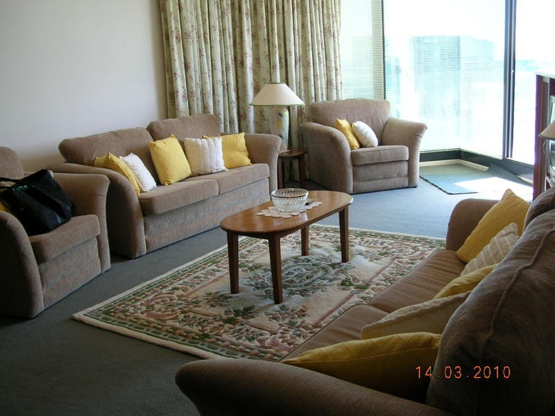 REF 22514/83 Whiteman Street, Southbank VIC 3006