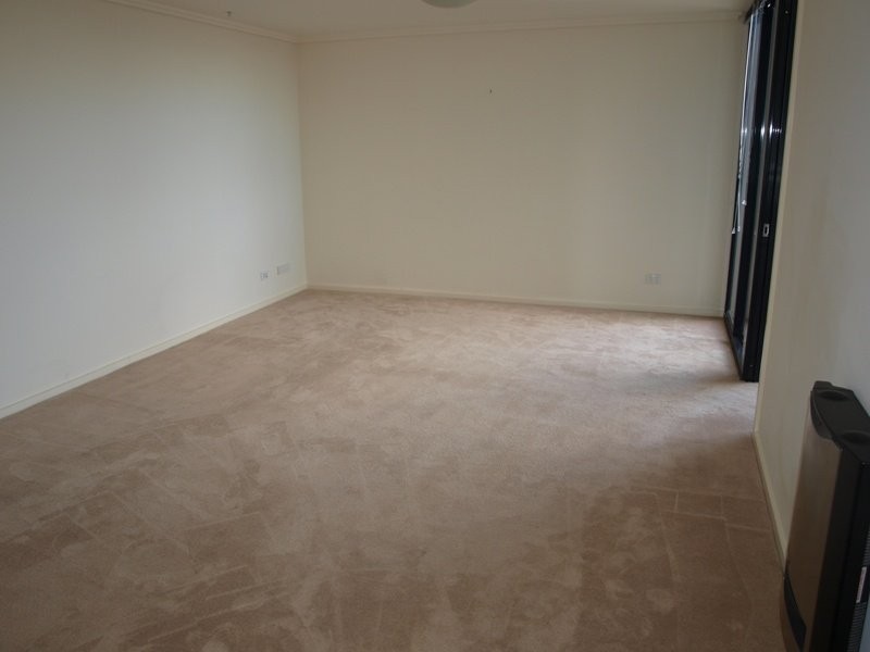 REF 22516/22 Kavanagh Street, Southbank VIC 3006