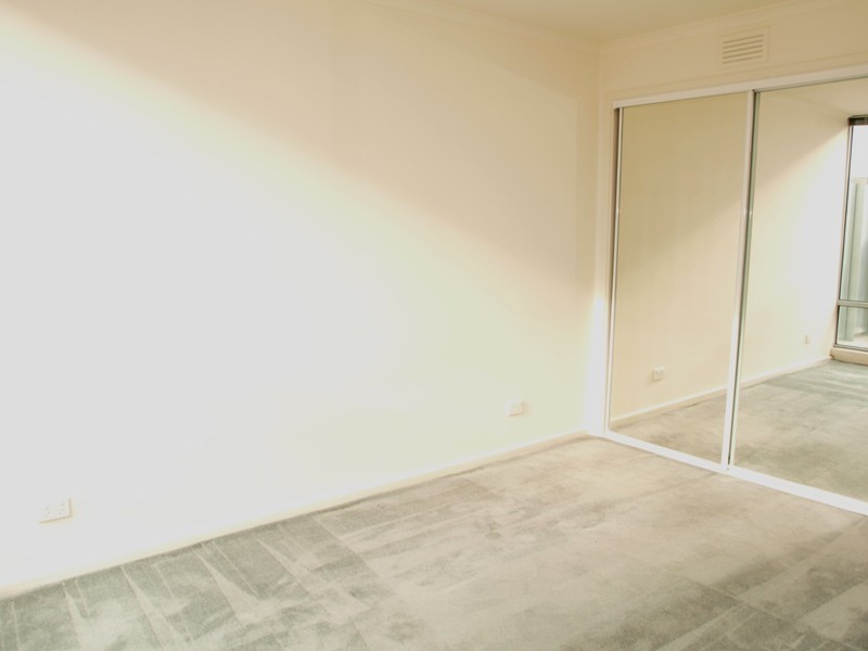 REF 30349/118 Dudley Street, West Melbourne VIC 3003