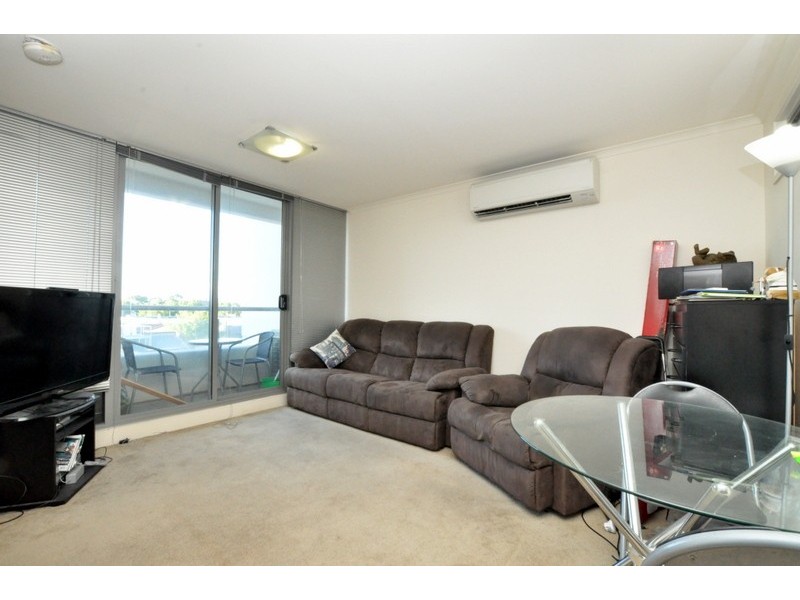 REF 22525/118 Dudley Street, West Melbourne VIC 3003