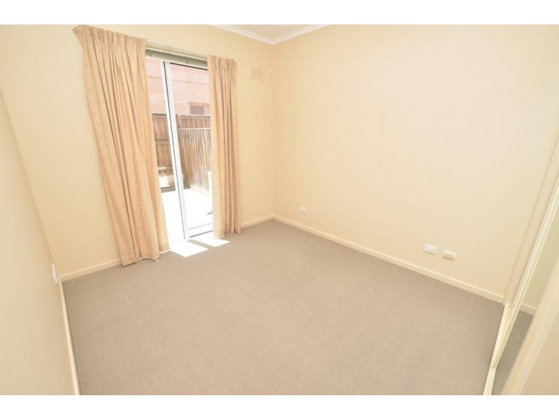 REF 22537/88 Wells Street, Southbank VIC 3006