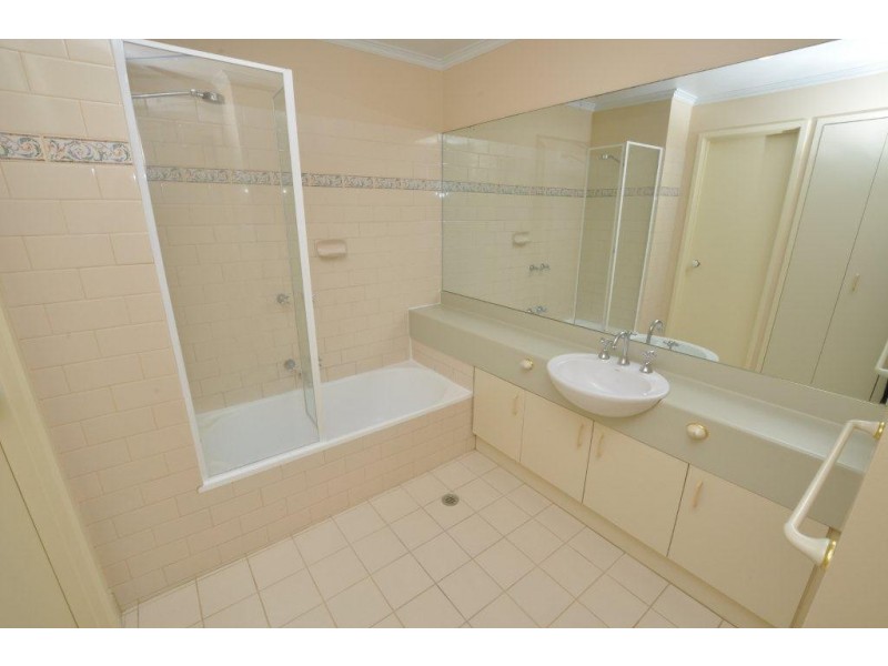 REF 22537/88 Wells Street, Southbank VIC 3006