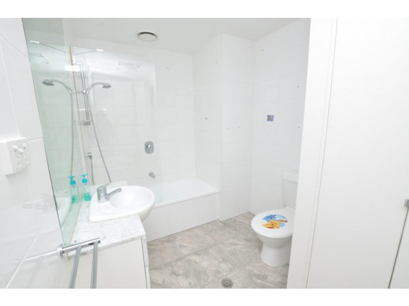 REF 22552/183 City Road, Southbank VIC 3006