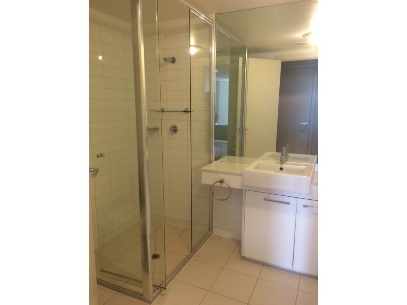 2110A/100 Harbour Esplanade, Docklands VIC 3008