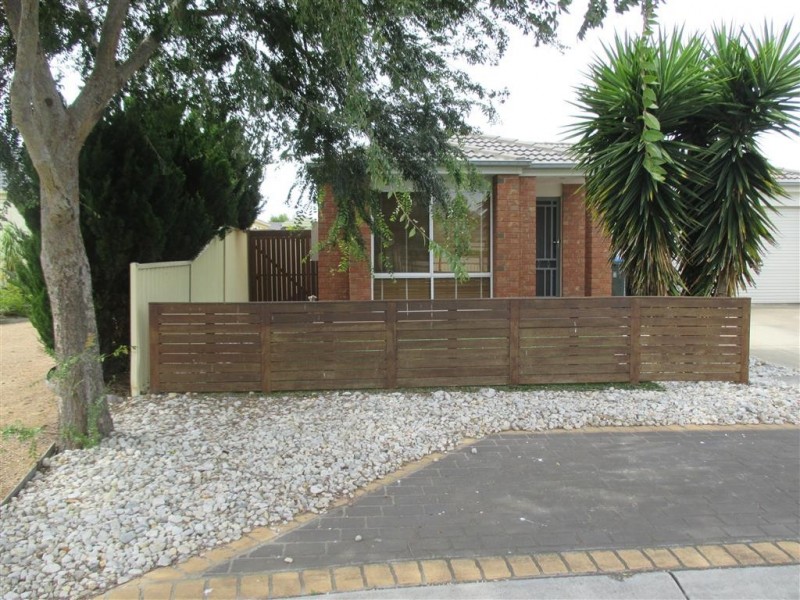 25 Arlington Way, Point Cook VIC 3030