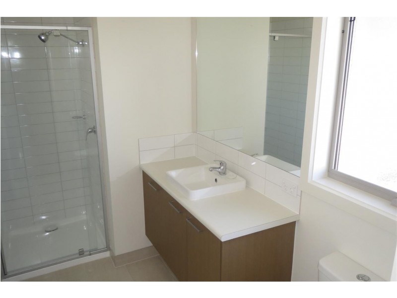 55 Barnstormer Boulevard, Point Cook VIC 3030