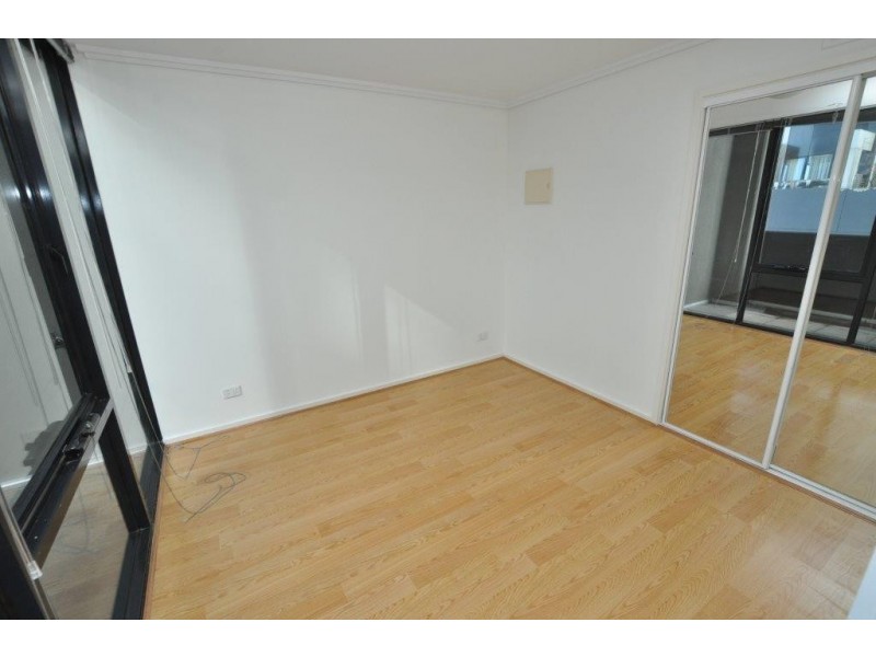 REF 22582/22 Kavanagh Street, Southbank VIC 3006