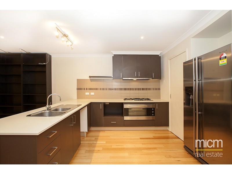 31 Breasley Parkway, Point Cook VIC 3030